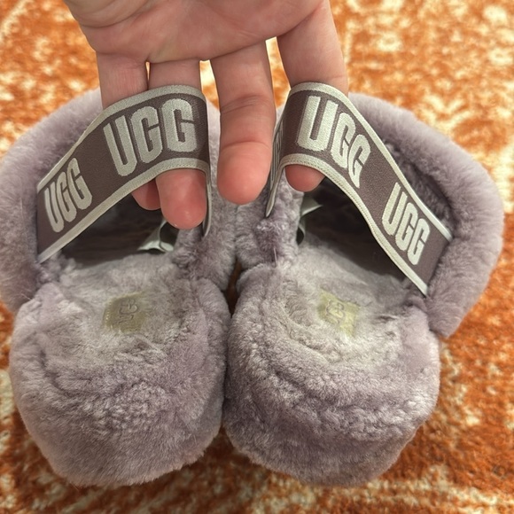1095119 UGG W Fluff Yeah [June Gloom] Women's Sheepskin Slides 7 US - Picture 4 of 5